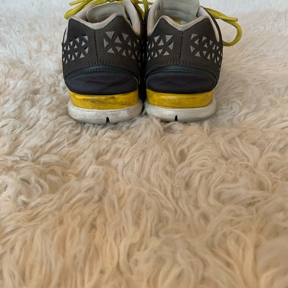 Nike runners - Picture 3 of 5
